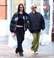 Iris Law And Amelia Hamlin Shopping - NYC