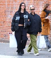 Iris Law And Amelia Hamlin Shopping - NYC