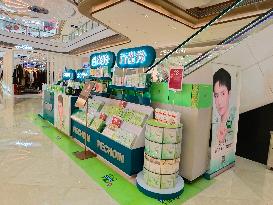 Pechoin Cosmetics Counter