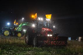 Farmers Demonstrate Against the EU-Mercosur Free Trade Agreement - Tonnay