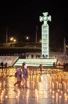 1000 candles lit in support of Ukraine