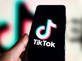 Illustration Tiktok