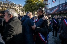 Demonstration At 106th Session of the Congress of Mayors - Paris