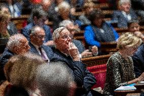 Session Of Discussion At French Senate - Paris