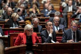 Session Of Discussion At French Senate - Paris