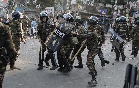 Student Clash In Dhaka