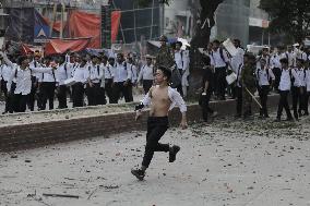 Student Clash In Dhaka