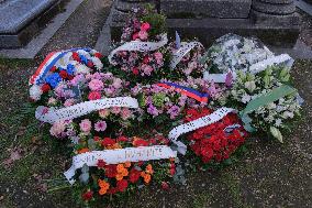 Tribute to Madeleine Riffaud At Montparnasse Cemetery - Paris