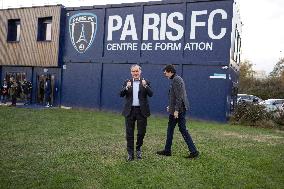 Paris FC Press Conference - Orly