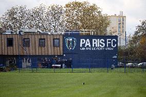 Paris FC Press Conference - Orly