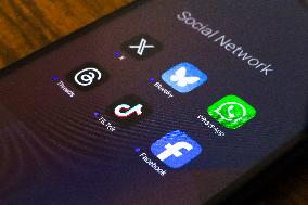 Social Media Applications