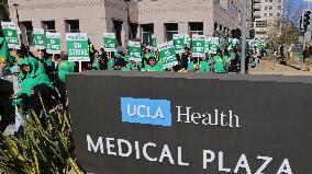 Healthcare Workers On Strike- LA