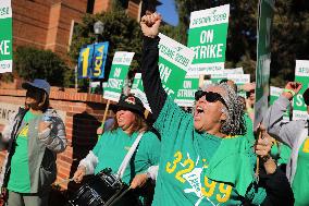 Healthcare Workers On Strike- LA