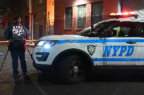 NYPD Crime Scene Investigates Fatal Stabbing Of A 32-year-old Man In The Tompkinsville Neighborhood Of Staten Island New York