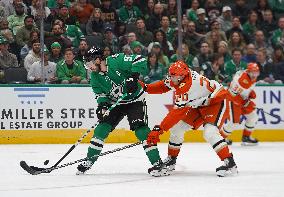 NHL: Dallas Stars V Anaheim Ducks