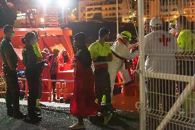 72 Migrants Arrive At The Port Of La Restinga - Spain