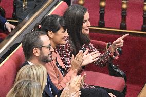 Queen Letizia Presides Over Luis Carandell Awards - Madrid