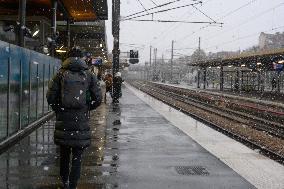 SNCF Strike on a Snowy Day - Paris