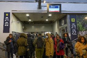 SNCF Strike on a Snowy Day - Paris