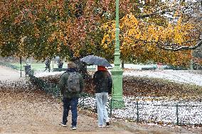 Caetano Snowstorm Hits Paris