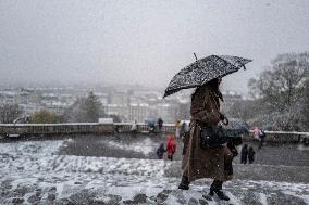 Caetano Snowstorm Hits Paris