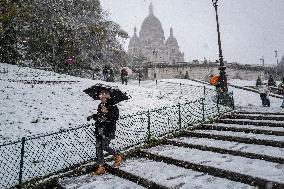 Caetano Snowstorm Hits Paris