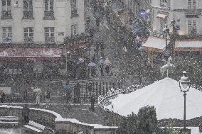 Caetano Snowstorm Hits Paris