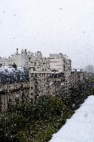 Caetano Snowstorm Hits Paris