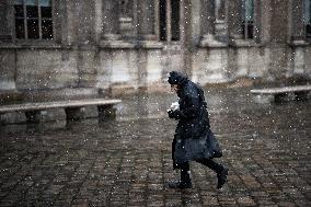 Heavy Snowfall In Paris