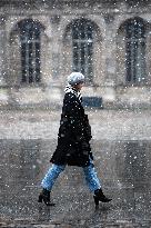 Heavy Snowfall In Paris