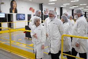 Visit of a L Oreal Production Site - Lassigny