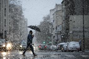 Caetano Snowstorm Hits Paris