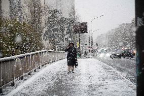 Caetano Snowstorm Hits Paris - France