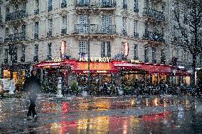 Caetano Snowstorm Hits Paris - France