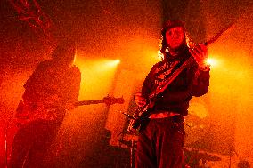 DIIV Perform Live In Milan, Italy