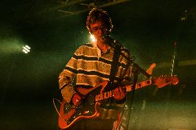 DIIV Perform Live In Milan, Italy