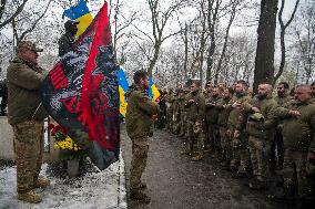 Monument To The Grave Of Commander Of The 67th Brigade Dmytro Kotsiubailo, Call Sign Da Vinci, Hero Of Ukraine