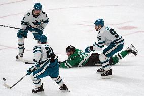 NHL: Dallas Stars V San Jose Sharks