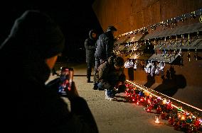 Lviv pays tribute to Heavenly Hundred Heroes