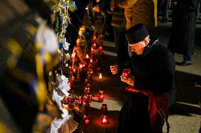 Lviv pays tribute to Heavenly Hundred Heroes