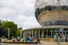 Daily Life At The Iconic Atomium In Brussels