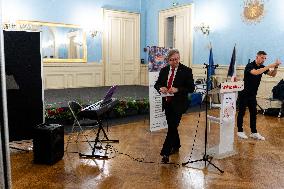 Jean-Luc Melenchon At An LGBT Event - Paris