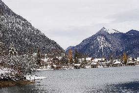 ​F​irst Snowfall Has Brought Winter To Bavaria