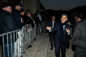 Nicolas Sarkozy Dedicates His Book - Cassis