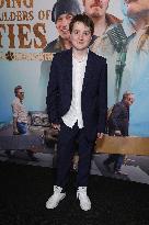 Standing On The Shoulders Of Kitties Premiere - LA