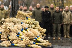 President Zelensky Honored the Memory of Holodomor Victims in Ukraine