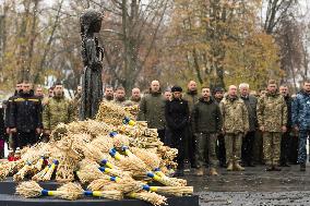 President Zelensky Honored the Memory of Holodomor Victims in Ukraine