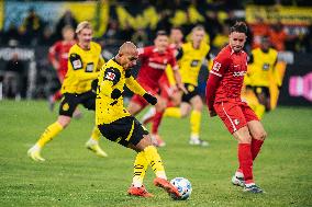 Borussia Dortmund v Sport-Club Freiburg - Bundesliga