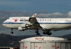 An Air China Boeing 747 lands in Barcelona carrying the President of the National Assembly of China