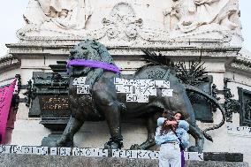 International Day for the Elimination of Violence Against Women demonstration in Paris